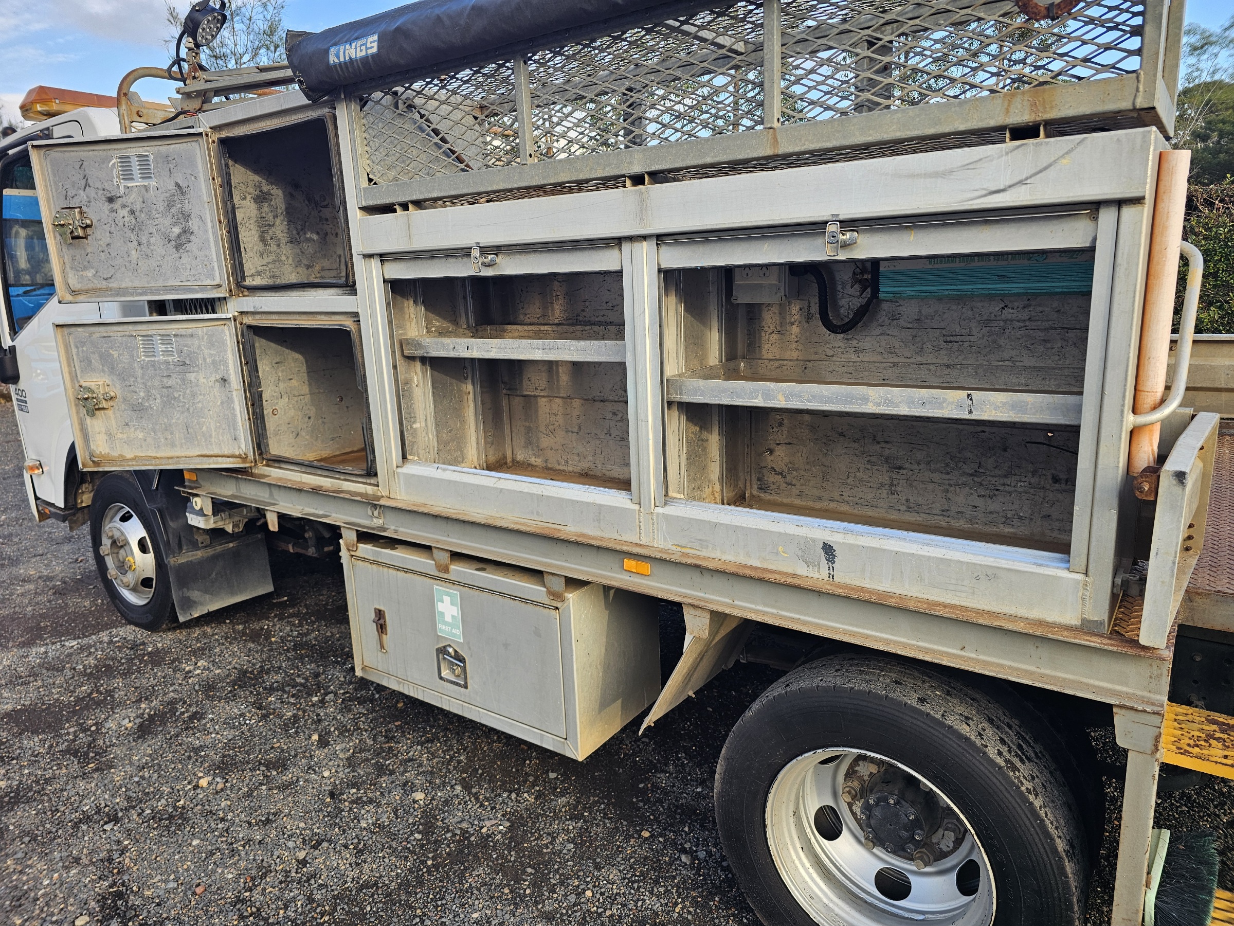 2008 Isuzu NPR 400 rurbo diesel service body crane truck image 10