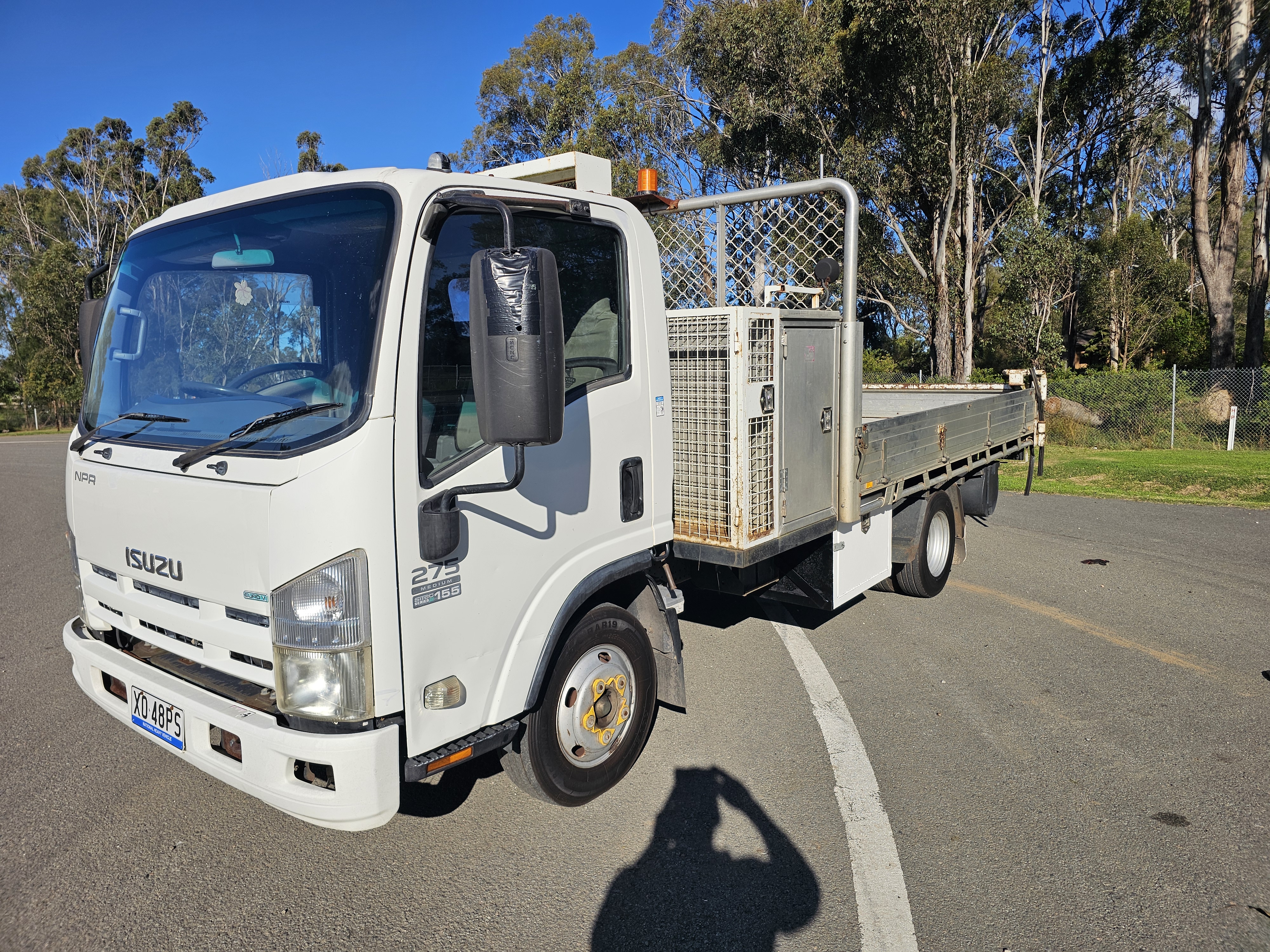 2012 NPR 75 turbo diesel tipper truck image 3