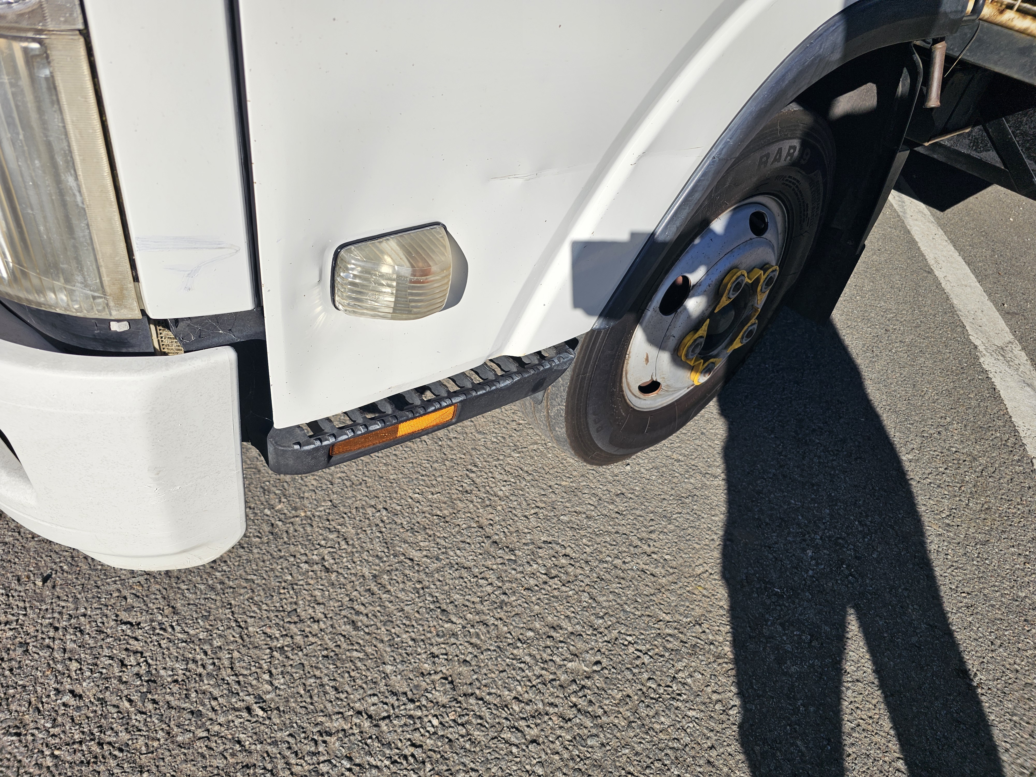 2012 NPR 75 turbo diesel tipper truck image 7
