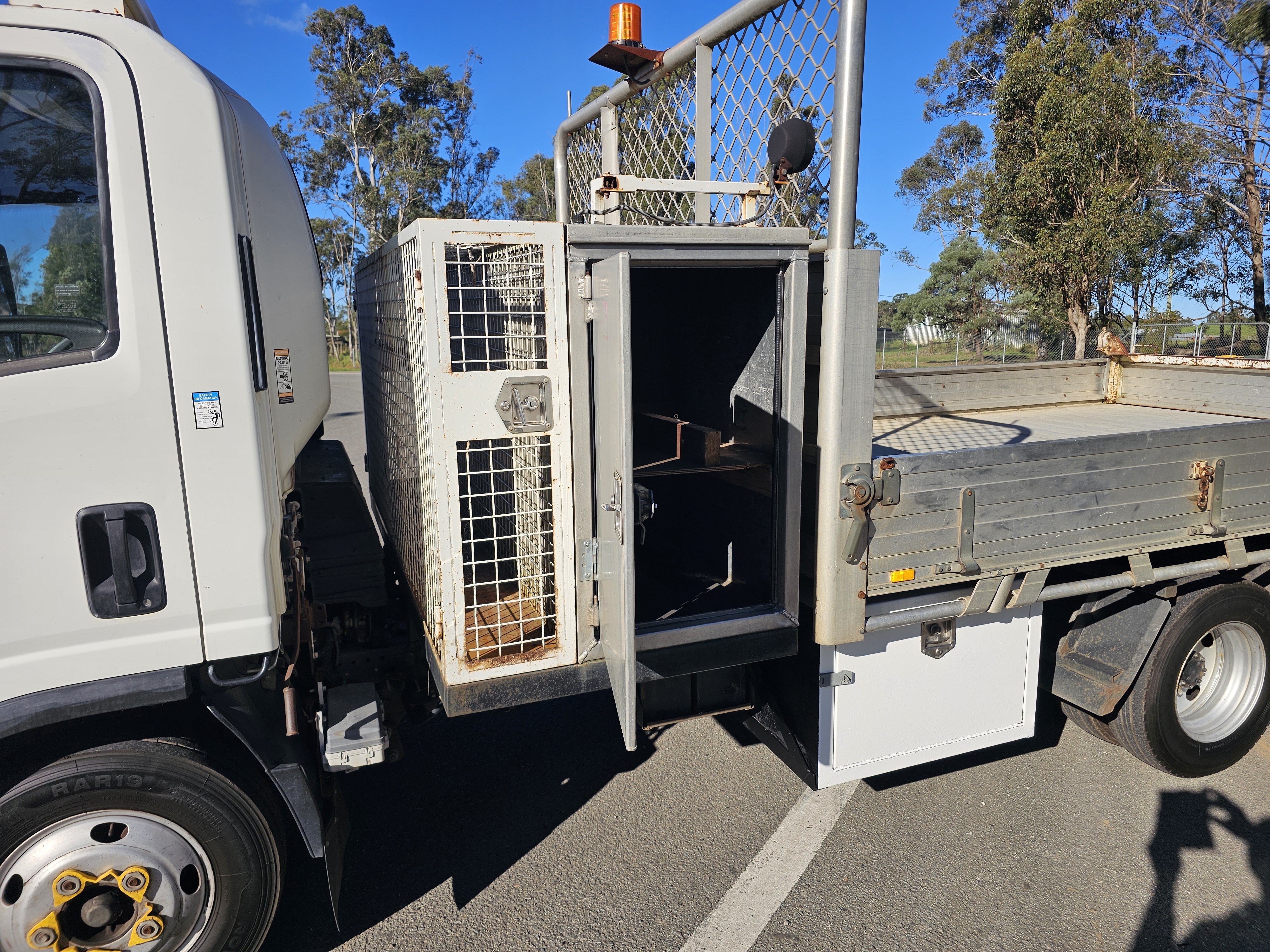 2012 NPR 75 turbo diesel tipper truck image 6