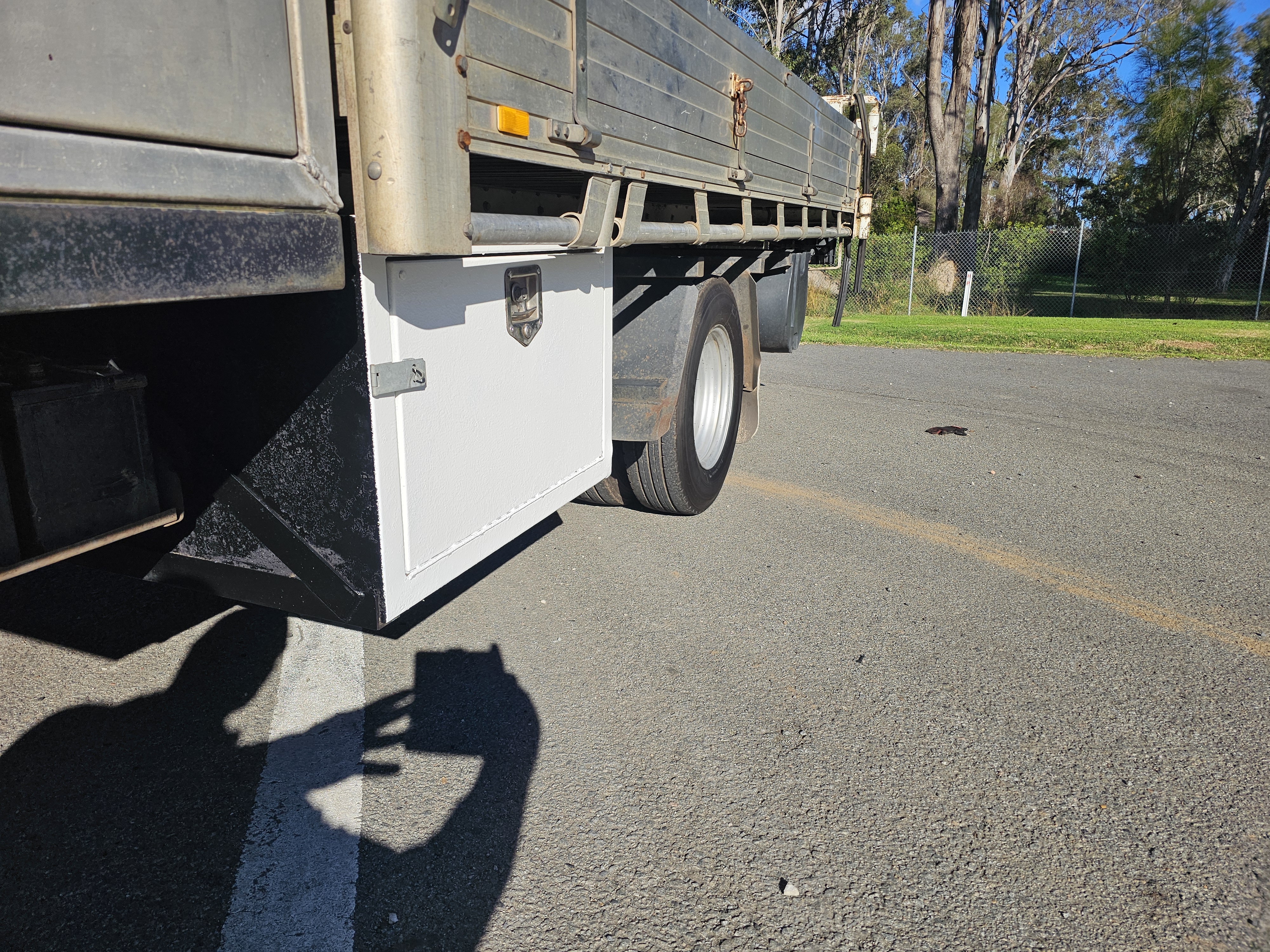 2012 NPR 75 turbo diesel tipper truck image 8