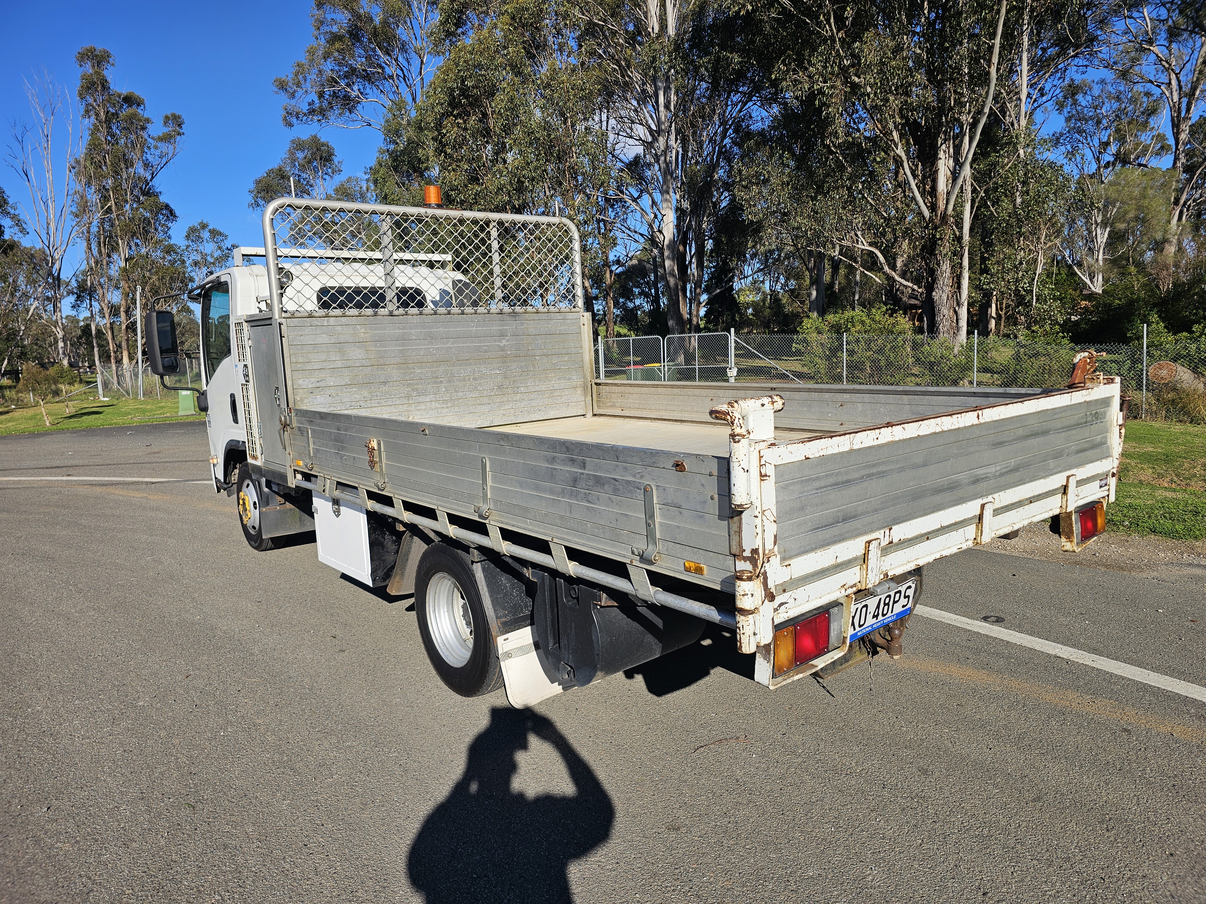 2012 NPR 75 turbo diesel tipper truck image 12