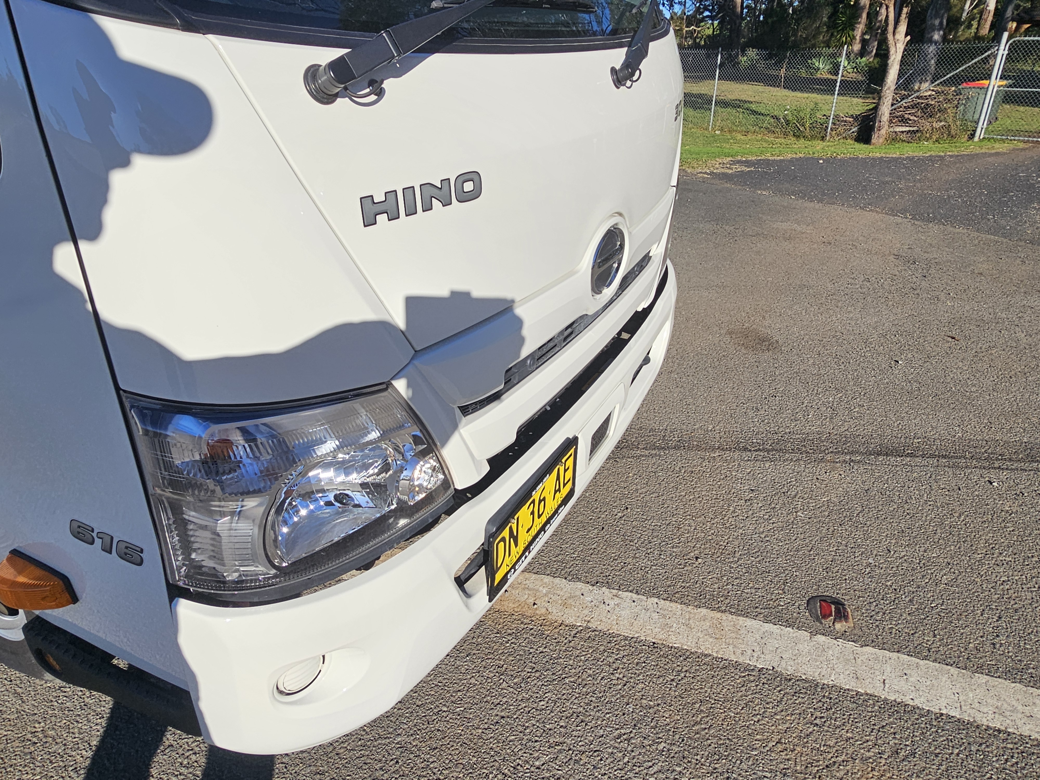 2025 Hino 300 616 turbo diesel auto car licence pantech truck image 3