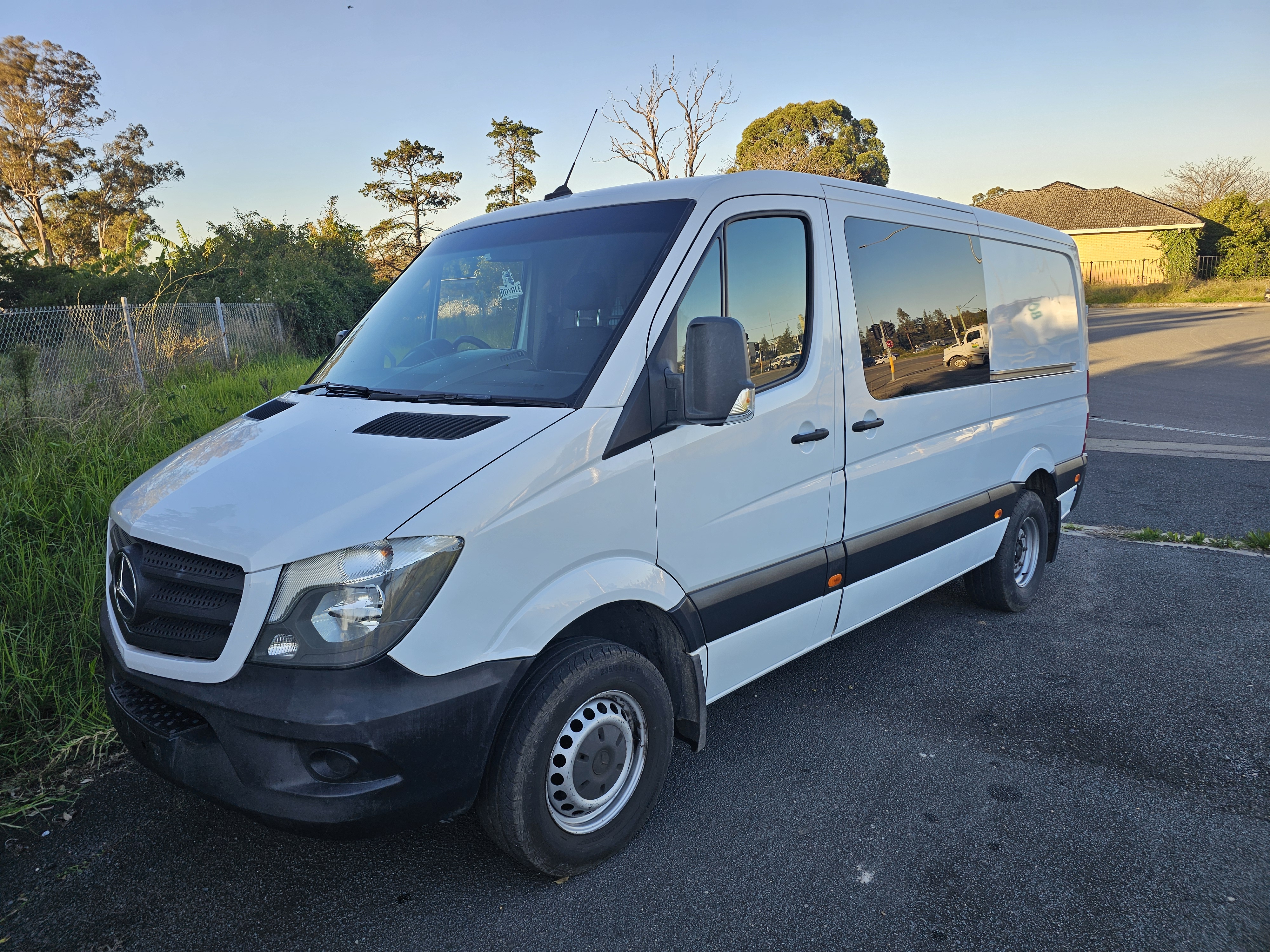 2019 Mercedes benz sprinter turbo diesel van image 2