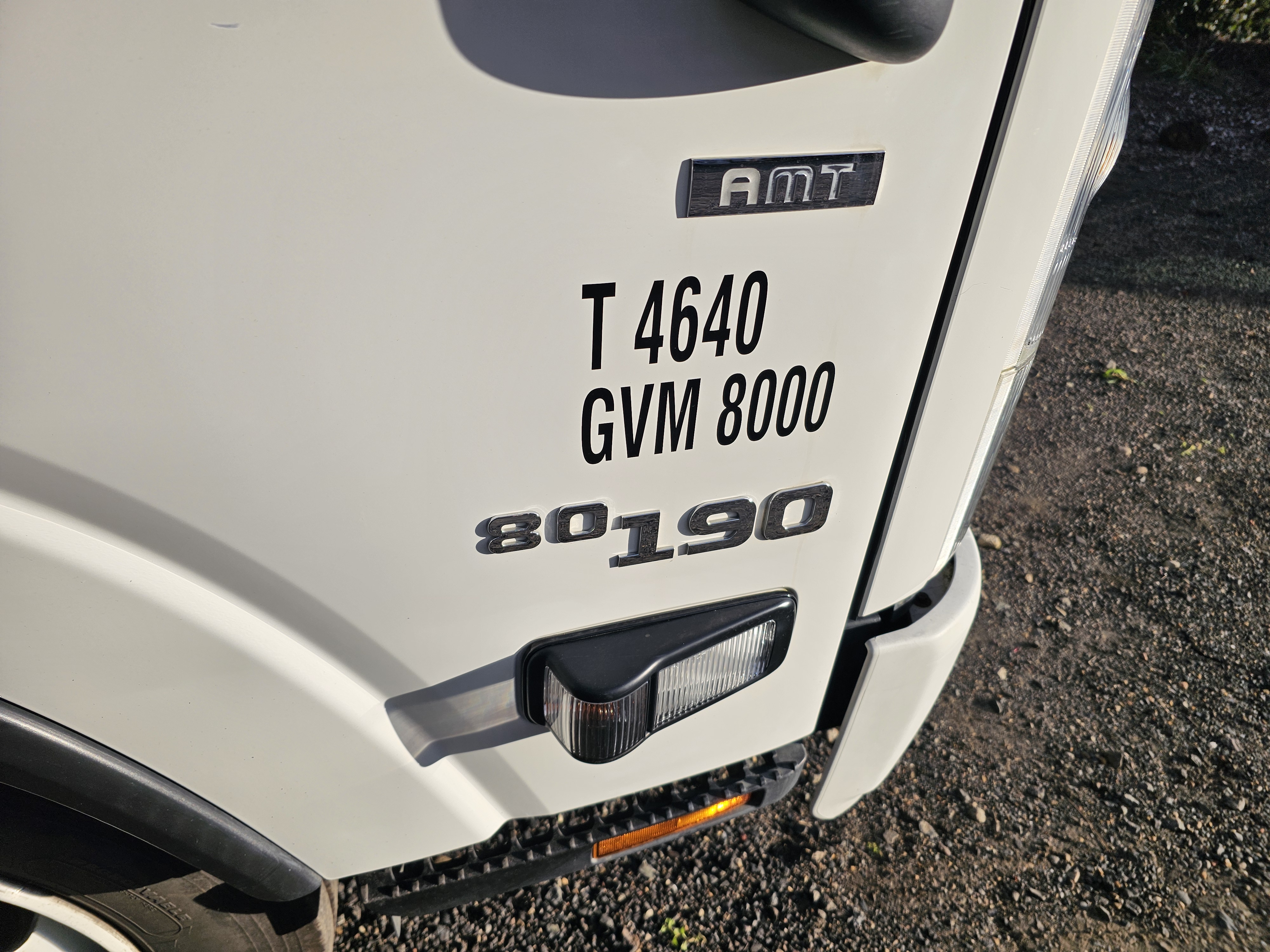 2019 Isuzi NQR 450 turbo diesel auto table top truck image 11