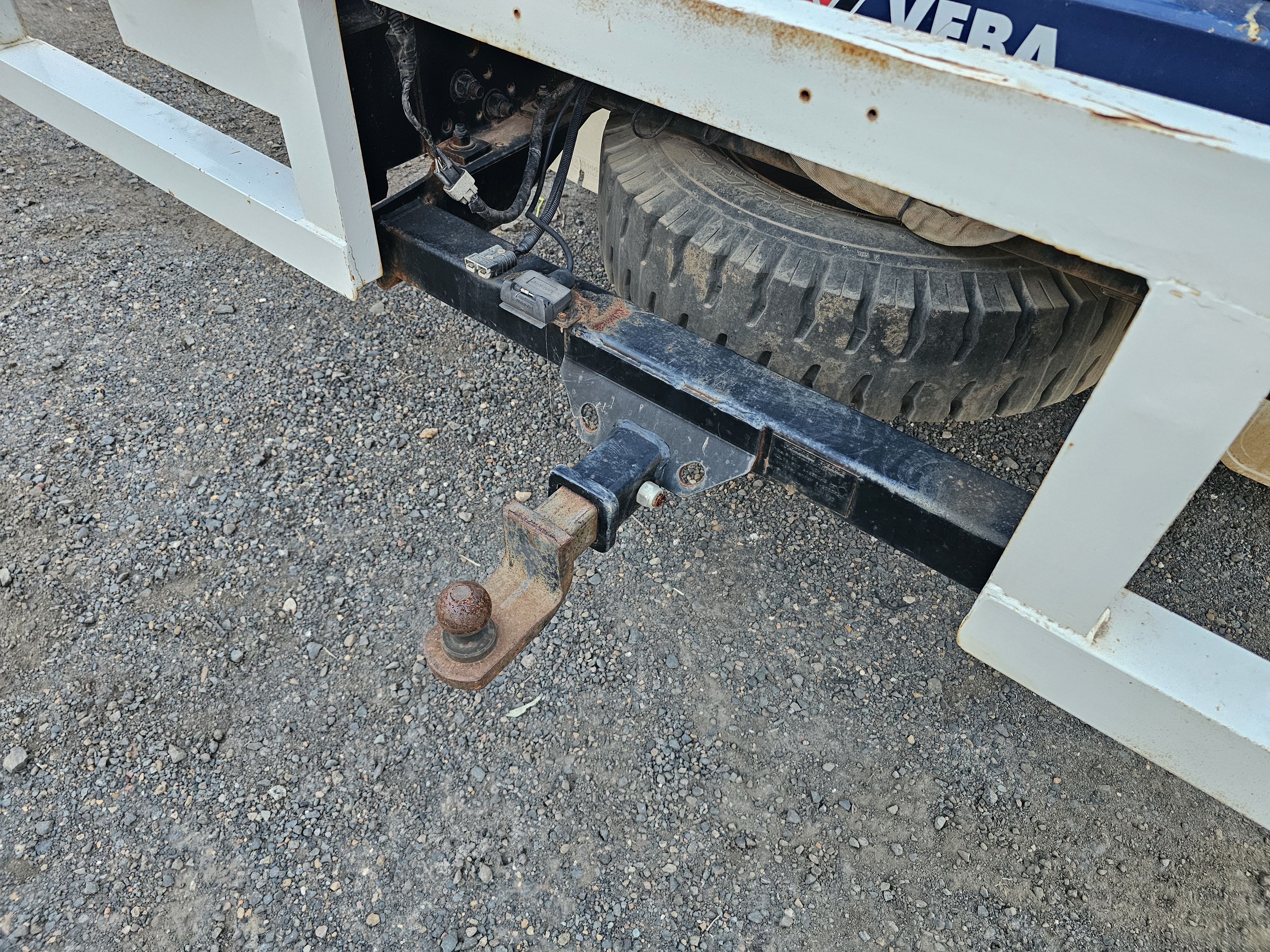 2001 Isuzu NPR 300 turbo diesel service body crane truck image 9