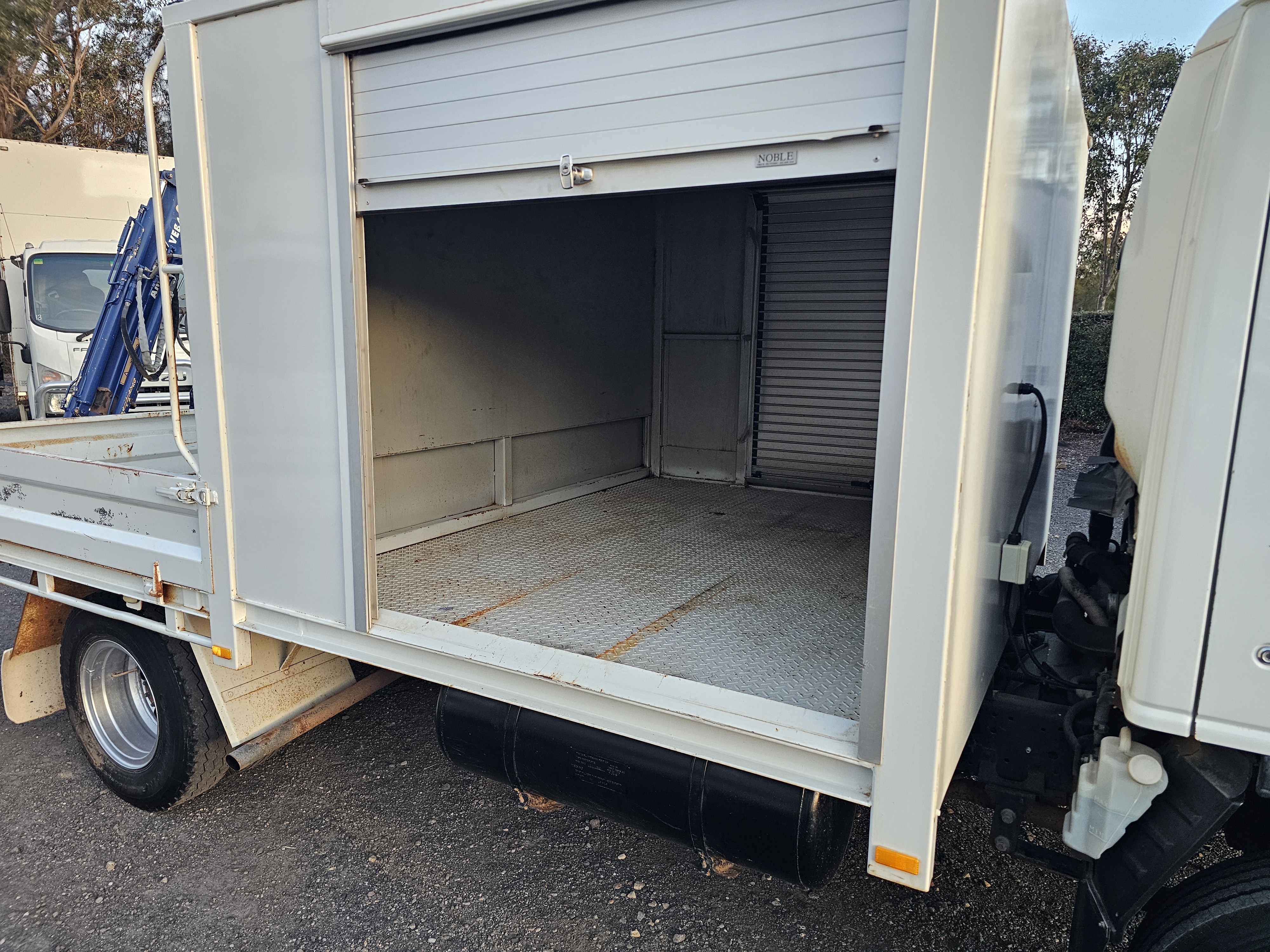 2001 Isuzu NPR 300 turbo diesel service body crane truck image 11