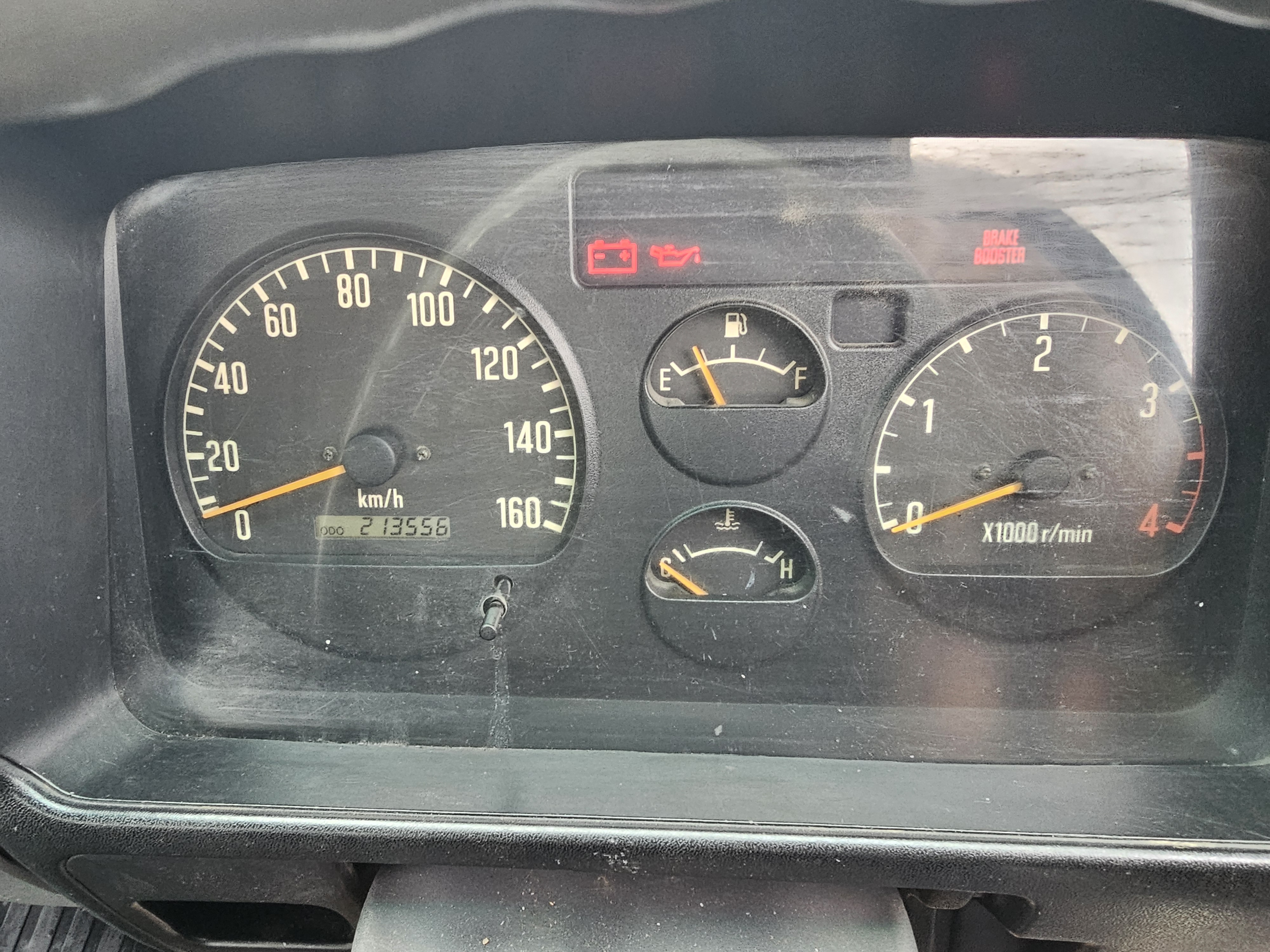 2004 Isuzu NPR 200 tubo diesel car licence tipper truck image 15