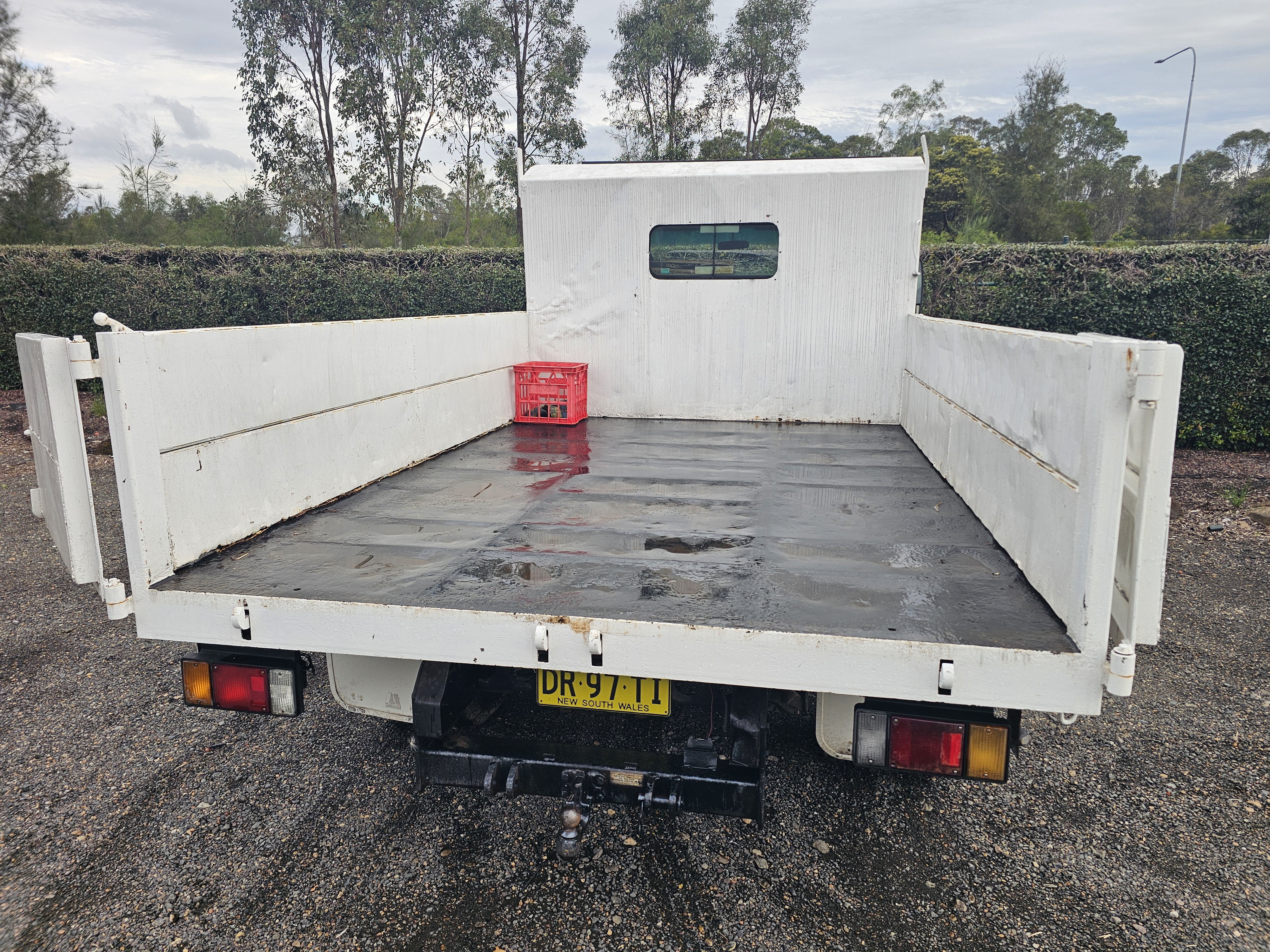 2004 Isuzu NPR 200 tubo diesel car licence tipper truck image 10